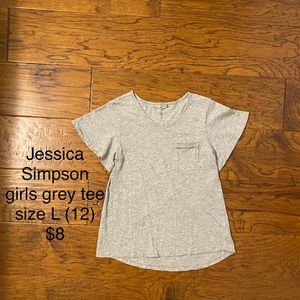 Jessica Simpson girls gray tee with braided pocket